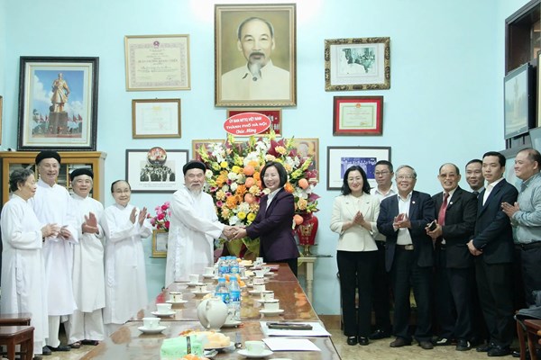 TP Hà Nội: Chủ tịch Ủy ban MTTQ Việt Nam thành phố thăm, chúc mừng Họ đạo Cao Đài Thủ đô Hà Nội